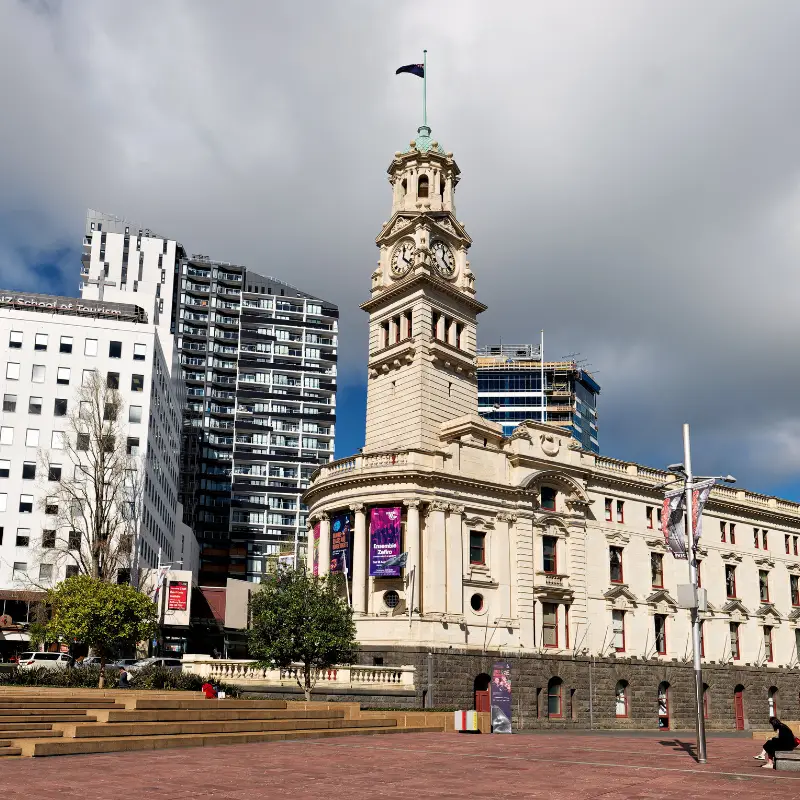 New Zealand Cities, on a Budget: How to Save Money in New Zealand Cities!