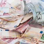 How Much Money Should I Take Traveling?