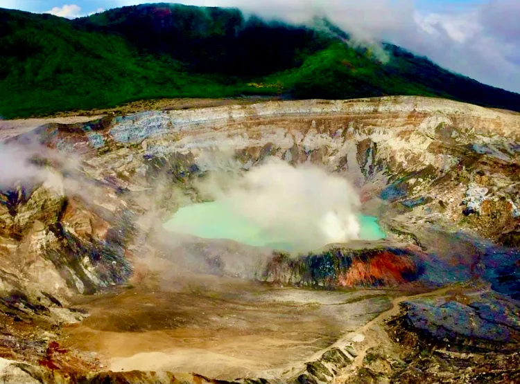 La Poas Volcano - hiking up is one of the best things to do in San Jose, Costa RIca