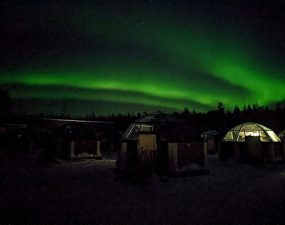 Seeing the Northern Lights at Arctic Snow Hotel & Glass Igloos