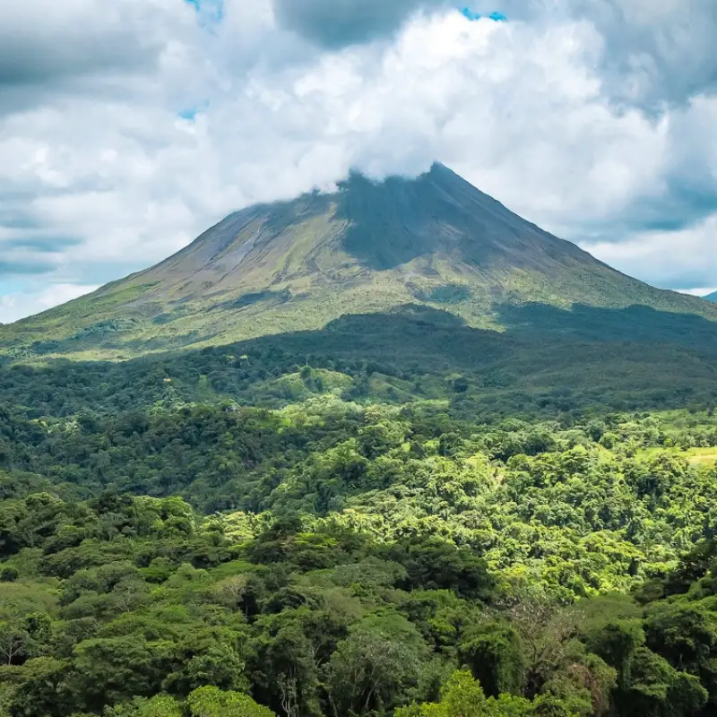 20+ Top Famous Landmarks in Costa Rica