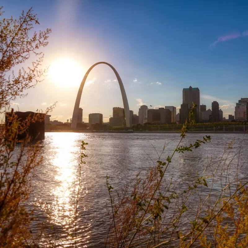 Best Times to Visit St. Louis: Month by Month Guide
